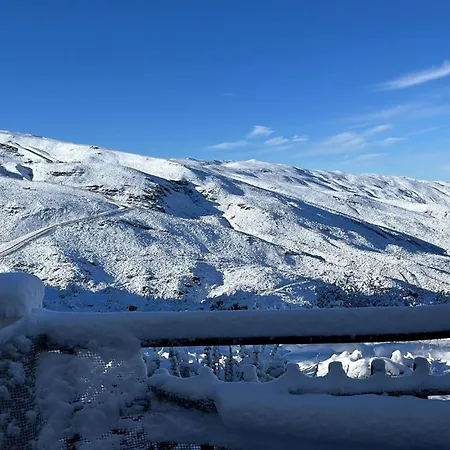 The Snow Con Parking, Wifi Y Terraza