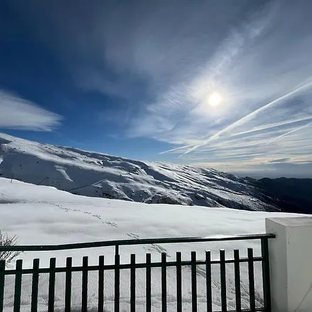 The Snow Con Parking, Wifi Y Terraza شقة *