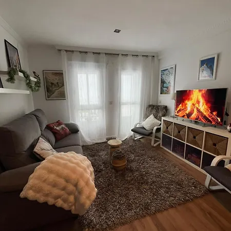 The Snow Con Parking, Wifi Y Terraza شقة