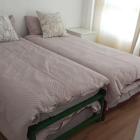 The Snow Con Parking, Wifi Y Terraza Apartamento Serra Nevada